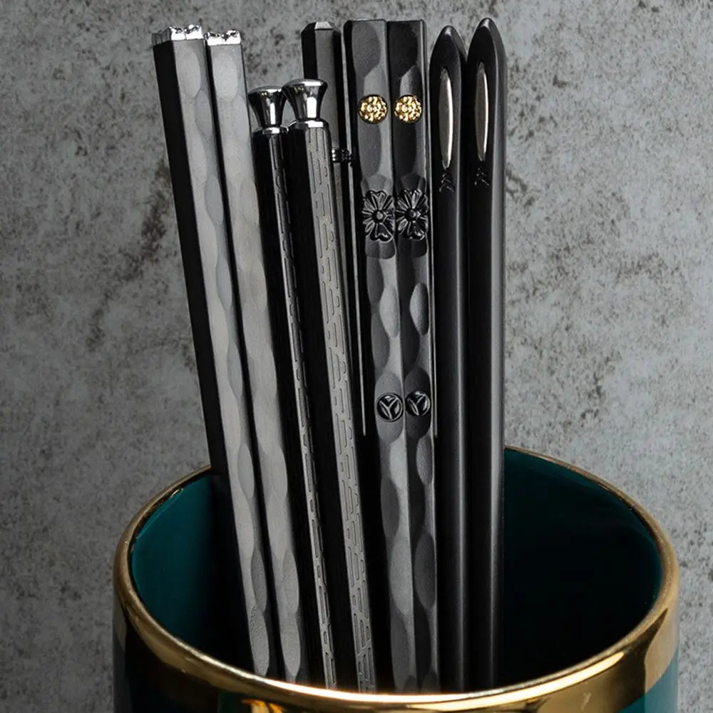 Sd0ee773965674d13850bdc094f30668dI